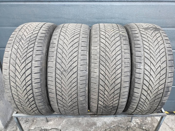 255/45R20 Tracmax All Season XL komplet opon całoroczne 7mm nr2431