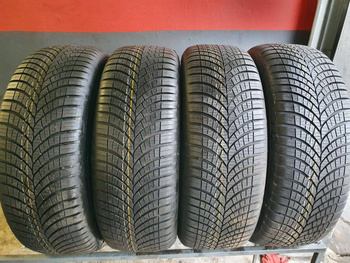 215/60R17 Goodyear Vector 4Seasons komplet opon całoroczne nowe 7165