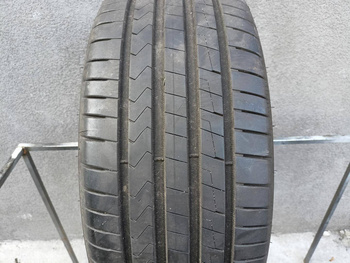 235/45R17 Hankook Ventus Prime 4 opona pojedynka lato 7,4mm P726