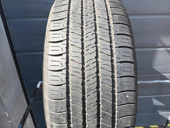 245/55R19 Goodyear Assurance opona pojedynka zima 6,3mm P987