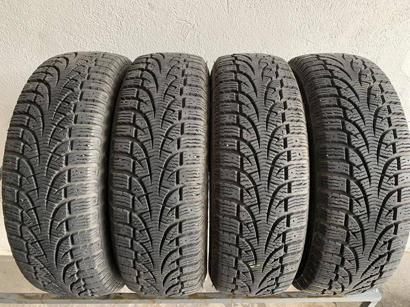 195 65R15 Pirelli Winter Carving Edge komplet opon zima 8 2mm nr 1534