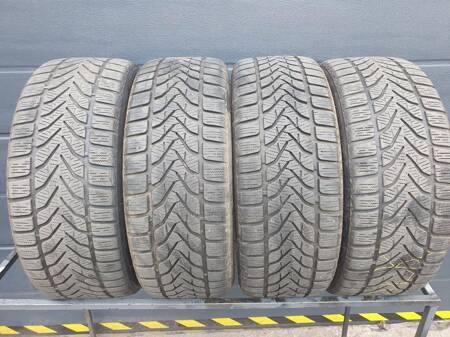 225/45R19 Lassa Competus Winter 2 komplet opon zima 7,7mm nr9540